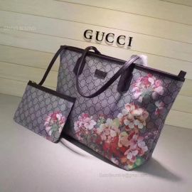 Gucci Blooms GG Supreme Shopping Bag Gray 405020