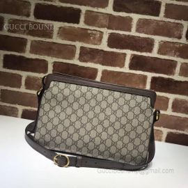 Gucci GG Supreme Medium Shoulder Bag 523354