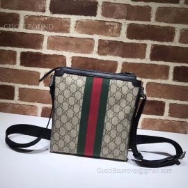 Gucci Web GG Supreme Flat Messenger 471454