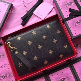 Gucci Bee Star Leather Pouch Black 495066