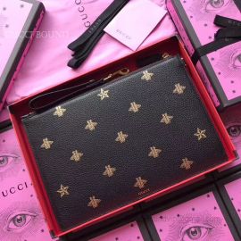 Gucci Bee Star Leather Pouch Black 495066