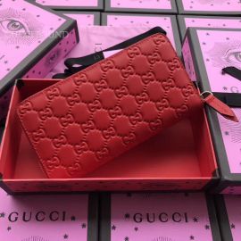 Gucci GG Supreme Zip Around Wallet Red 410102