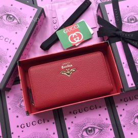 Gucci New Tassel Women Wallet Bat Red 516927