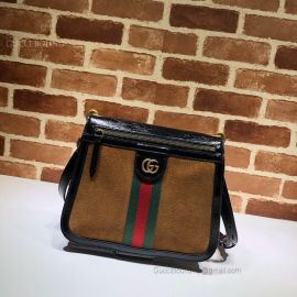 Gucci Suede Saddle Shoulder Bag Brown 523658