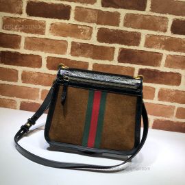 Gucci Suede Saddle Shoulder Bag Brown 523658