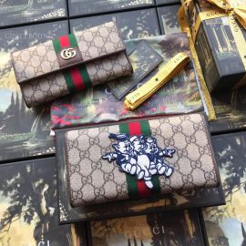 Gucci GG Continental Wallet With Three Little Pigs Brown 557803