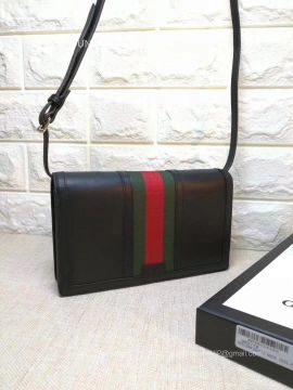 Gucci Fake Bag 409439 211406