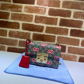 Gucci Padlock small shoulder bag 409487 211431