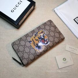 Gucci Kingsnake print GG Supreme zip around wallet 451273 211767