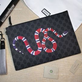 Gucci Gucci Bestiary pouch with Kingsnake 473904 211850