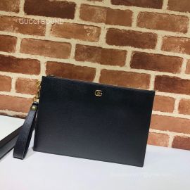 Gucci GG Marmont leather pouch 475317 211897