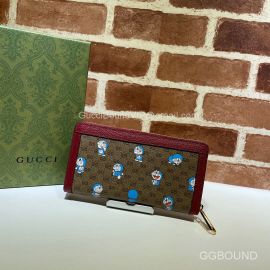 Gucci Wallet 647787 213452