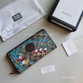 Gucci Wallet 647940 213466