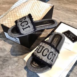 Gucci Crystal Embellished Slide Sandals 2191029