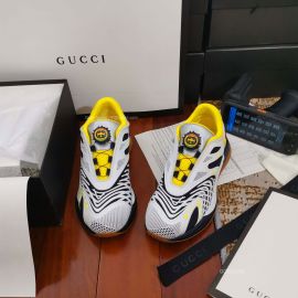Gucci Two Tone Ultrapace R Sneaker 2191054
