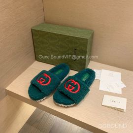 Gucci Interlocking G Slide Sandal in Green Shearling 2191084