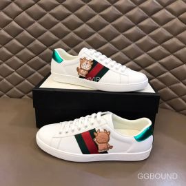 Gucci Ace Sneakers with Web in White Calfskin 2191211