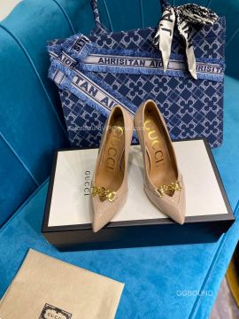 Gucci 2021 Chain Point Toe Pumps in Nude Patent Calfskin 105MM 2191228