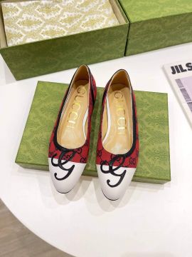 Gucci Ballet Flats with G Applique in Red Multicolor GG Canvas 2281082