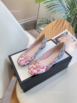 Gucci Horsebit Ballet Flat with Rose Floral Print and GG Supreme 2281108
