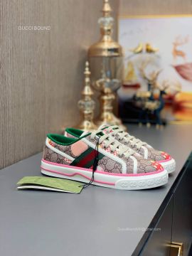Gucci GG Canvas Gucci Tennis 1977 Lace Up Sneakers with Web Beige Unisex 2281133
