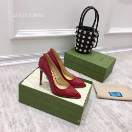 Gucci Classic Patent Leather Pump with GG Cut Out Back in Red 105MM 2281164