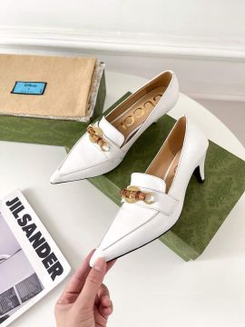 Gucci Pointed Toe Leather Pump with Bamboo Horsebit in White 55MM 2281184