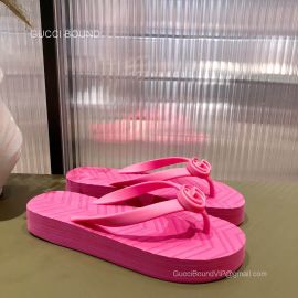 Gucci Womens Chevron Thong Sandal with Double G in Pink Rubber 2281289