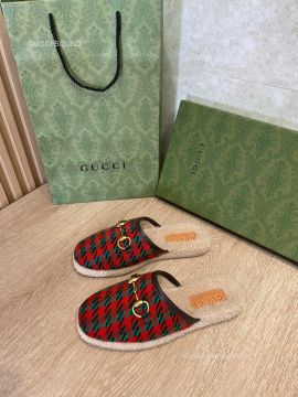 Gucci Horsebit Red and Green Wool Knitted Tweed Slipper Mules with Shearling Fur 2281315