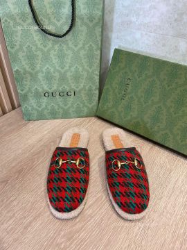 Gucci Horsebit Red and Green Wool Knitted Tweed Slipper Mules with Shearling Fur 2281315