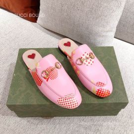 Gucci Horsebit Apple Print Leather Slipper Mules with Red Heart in Pink 2281335