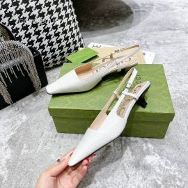 Gucci Womens Slingback Pump in White Crocodile Embossed Leather 45MM 2281371