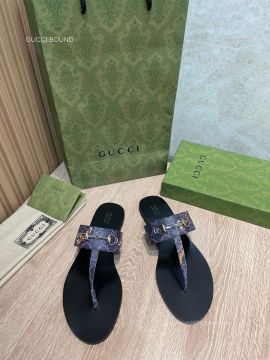 Gucci Horsebit GG Canvas Thong Sandals in Black Unisex 2281486