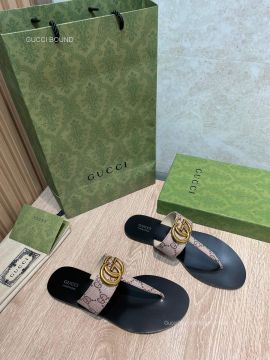 Gucci Double GG Canvas Thong Sandals in Beige Unisex 2281496