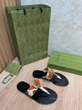 Gucci Double GG Canvas Thong Sandals in White Unisex 2281498