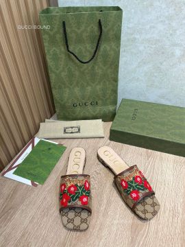 Gucci GG Canvas Slide Sandals with Flower Embroidery 2281516