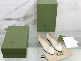 Gucci 2022 Vintage GG Leather Ballet Flat in White 2281561