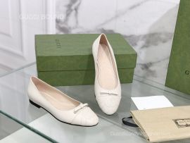 Gucci 2022 Vintage GG Leather Ballet Flat in White 2281561