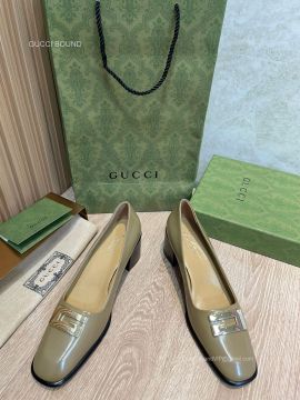 Gucci Square G Calf Leather Loafers in Green 55MM 2281582