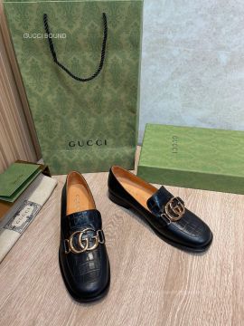 Gucci 2022 Crocodile Embossed Leather Loafers in Black 2281583