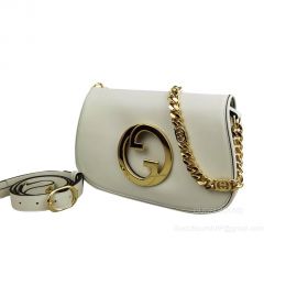 Gucci Blondie Shoulder Bag with Round Interlocking G and Chain in White Leather 699268