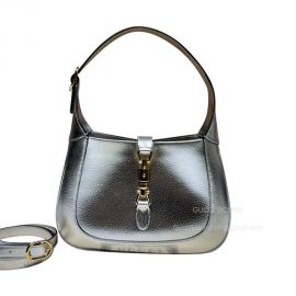 Gucci Jackie 1961 Small Hobo Shoulder Bag in Silver Leather 636709