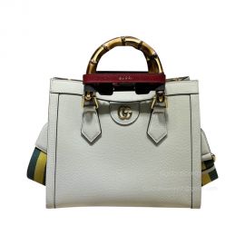 Gucci Diana Small Tote Bag with Bamboo in White Leather 702721