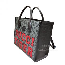 Gucci Tote Bag Gucci Tiger GG Large Shoulder Bag in Beige and Ebony GG Supreme Canvas 659983 Beige