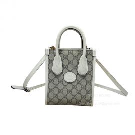 Gucci Tote Bag Gucci Mini Shoulder Bag with Interlocking G in White Leather 671623
