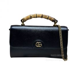 Gucci Shoulder Bag Gucci Diana Mini Shoulder Bag with Bamboo and Chain in Black Leather 675795