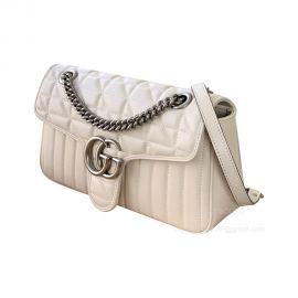 Gucci Shoulder Bag Gucci GG Marmont Small Matelasse Leather Shoulder Bag in White 443497