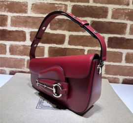Gucci Red Leather Horsebit 1955 Small Shoulder Bag 764155