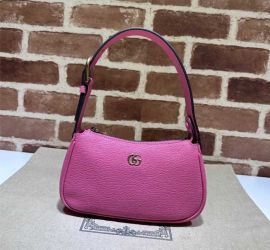 Gucci Aphrodite Hobo Shoulder Bag with Double G Fuchsia Leather 739076