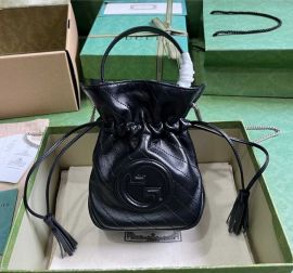 Gucci Blondie Mini Bucket Chain Leather Crossbody Bag with Interlocking G Black 760313